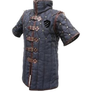 Medeltida vadderad bomullsgambeson: Aketon rustning ringbrynja