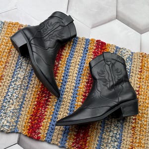 Vintage Boots Women&#39;s Size 39
