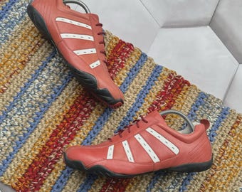 Zapatillas deportivas retro de cuero vintage para hombre, bajas, rojas.