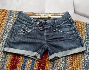 vintage Y2K Short en denim taille basse à ourlet à revers et boutons bleu Jean