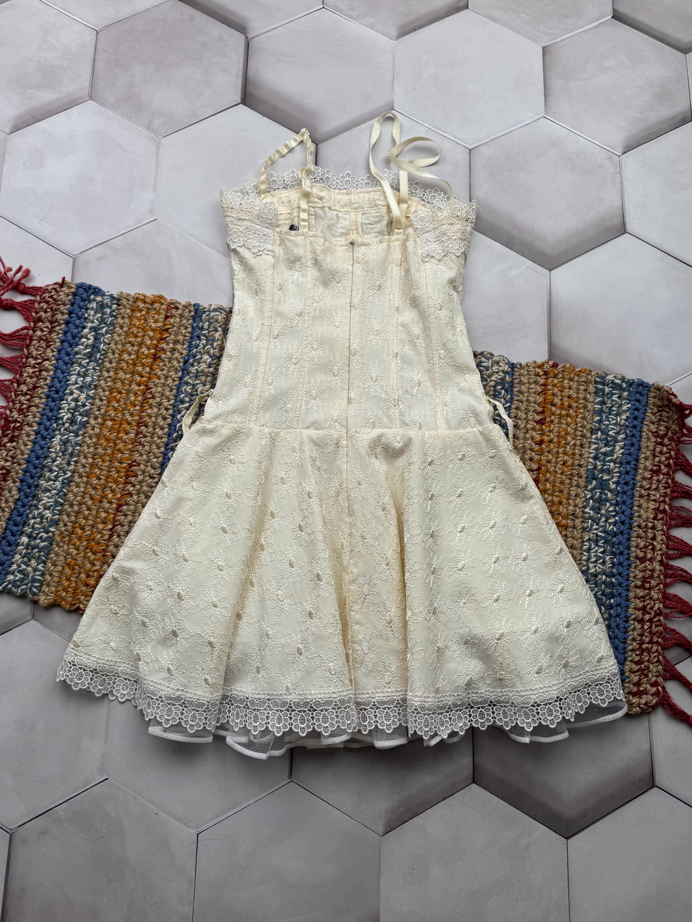 Floral Lace Flare Mini Dress – Summer Versatile Edit main image 0