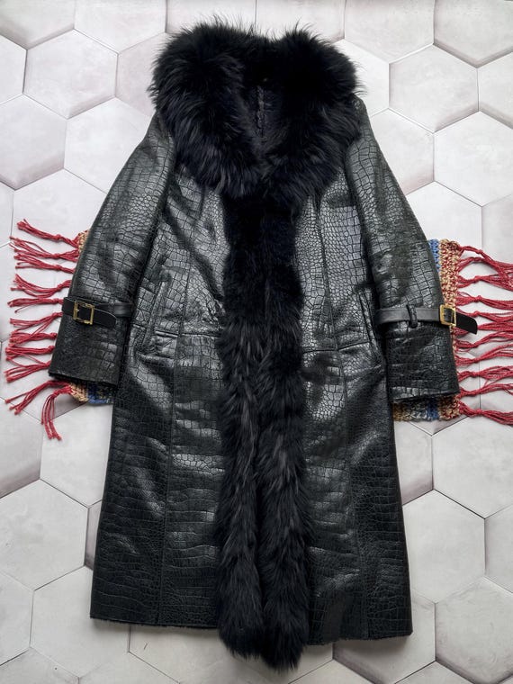 Vintage Echt Schaffell Mantel mit Gürtel und Echtpelz Details