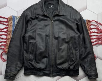 Vintage Bill Blass Leather Bomber Jacket – Size L | Classic Pilot