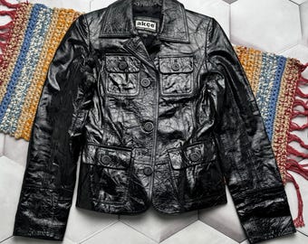 Vintage Veste en cuir noire Année 2000 Veste boutonnée ajustée avec poche