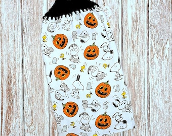 SNOOPY HALLOWEEN Hanging Kitchen Dish Towel Double Thick Crochet Top