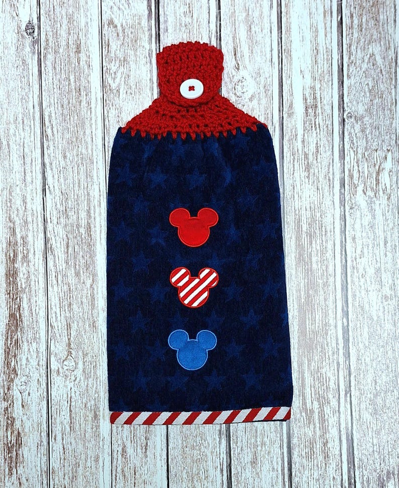 Toalla de mano de Mickey Mouse de Disney, toalla de cocina, toalla de baño, doble capa de ganchillo, parte superior patriótica imagen 3