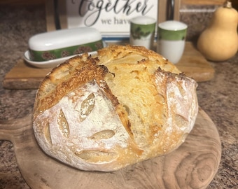 Pan clásico de masa madre fresco