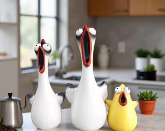 Screaming Chicken Resin Statue: Whimsical Garden Ornament