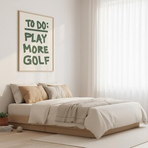 Póster clásico en papel mate, Juega más al golf, Techo con temática de golf, Arte mural de golf, Póster de golf imagen 2