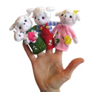 LAMBS Family Finger Puppets PDF Email Knit PATTERN