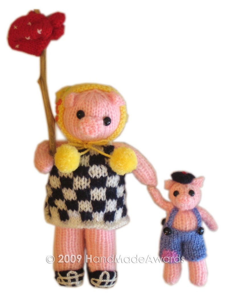 Mummy Pig with her Child Pocket Friend PDF Email KNIT PATTERN image 3