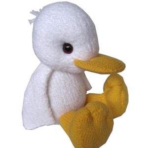 White Little Duckling PDF Email Knit PATTERN image 9