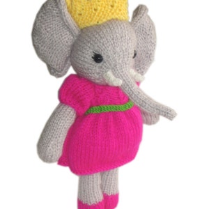 Taffi The Princess Elephant PDF Email Knit PATTERN image 1