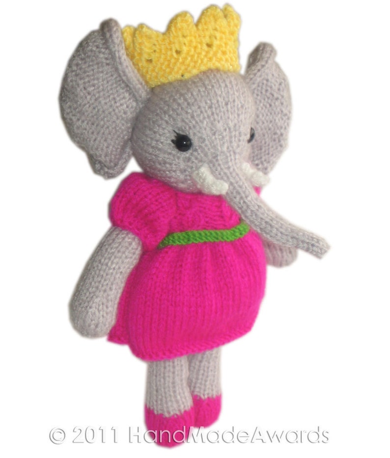 Taffi The Princess Elephant PDF Email Knit PATTERN image 1