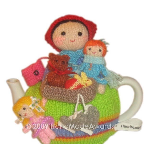 Mom Anne with her Children Goes for Skating TEA Cosy  PDF email Knit PATTERN
