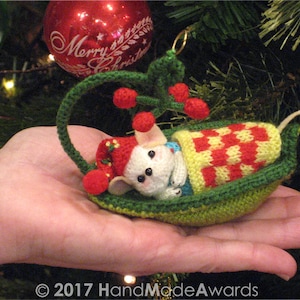 Little Mouse sleeping in a Leaf PDF Email Knit PATTERN