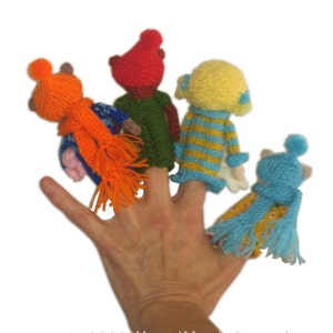 GOLDILOCKS and the Three Bears Finger PUPPETS Pdf Email Knit PATTERN image 5