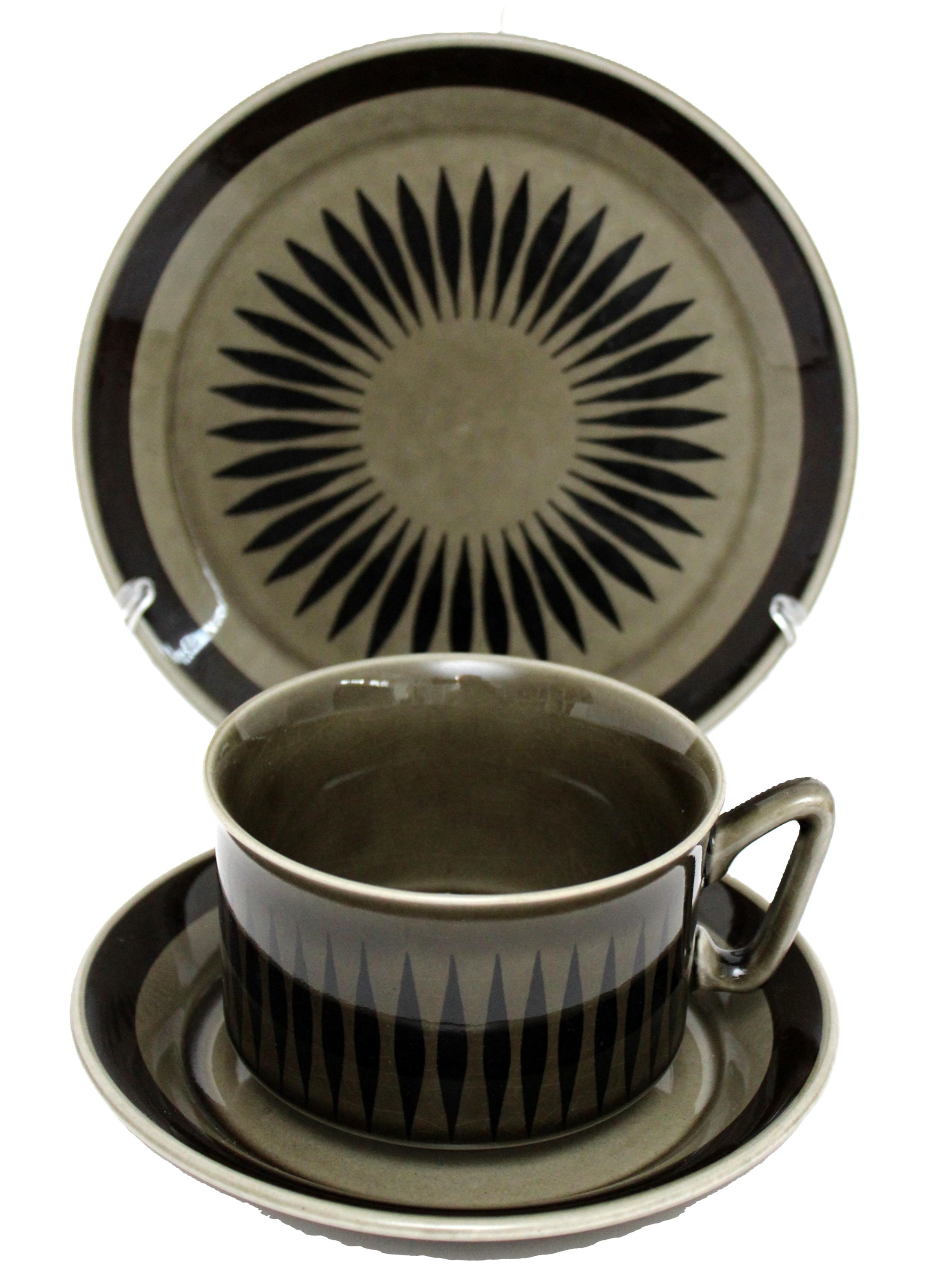 Stavangerflint Norway Svithun Trio Set: Vintage Olive Green Tea Cup
