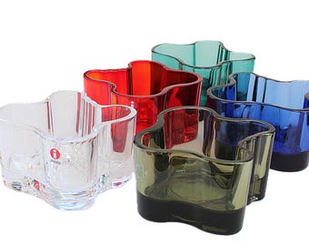 Iittala Finland, Alvar Aalto Kollektion Teelichthalter in mehreren Farben. Farbe wählen