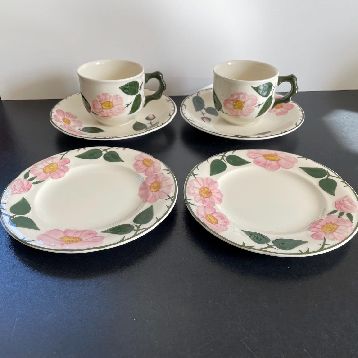 Villeroy & Boch リーフプレート　3枚セット ビレロイ&ボッホ - ビレロイボッホのリーフ型プレート3枚の通販 by