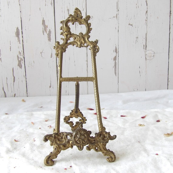 真鍮アンティークイーゼル 真鍮製 アンティーク調 イーゼルスタンド｜Y-KAGU(輸入家具屋さん.com)