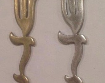 Hebrew letter Shin (Sha-dai) for Mezuzah