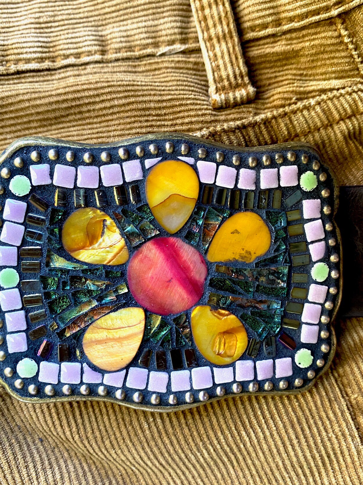 Mosaic belt