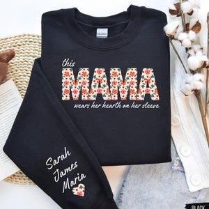 Floral Mama Herz Ärmel Sweatshirt - Personalisierte Kindernamen Geschenk
