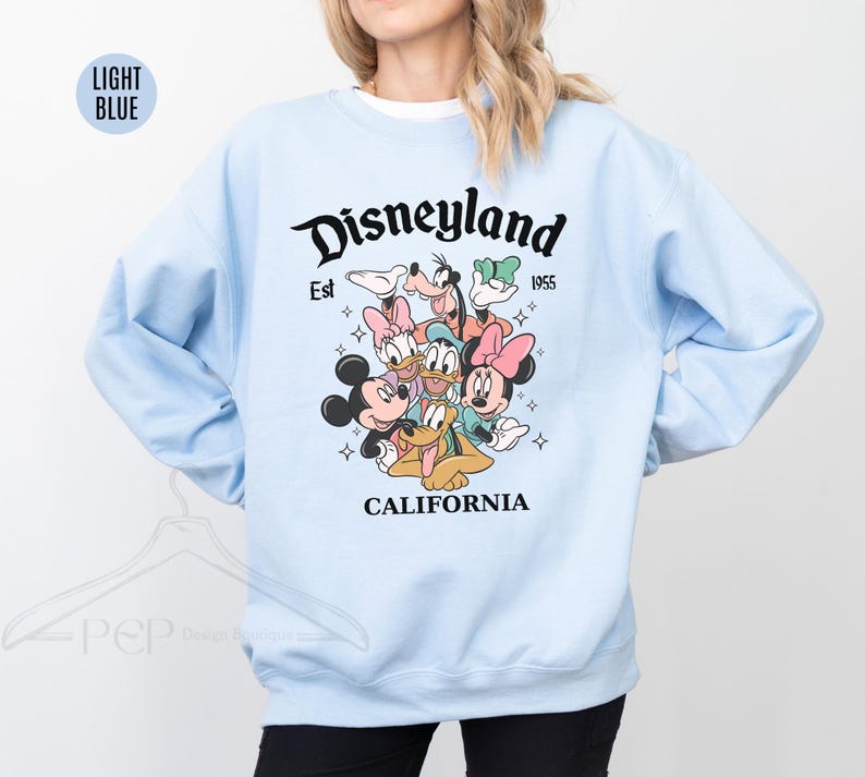Sudadera retro de Mickey y sus amigos de Disneyland, camiseta gráfica de Disneyland de 1955, suéter vintage de vacaciones de Disney, sudadera con personajes de Disney imagen 4