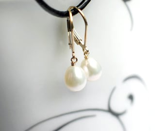 Small White Teardrop Pearl Earrings, Freshwater Pearls, 14k Gold Filled Leverback, Everyday Classic Pearl Dangle, Birthday, Wedding Gifts