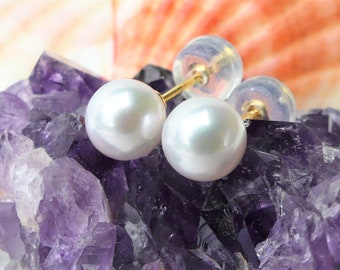 Small 5.75mm White Japanese Akoya Pearls 18k Yellow Gold Studs, Saltwater Pearl, June Birthstone, Simple Everyday Pearls, Birthday Gifts