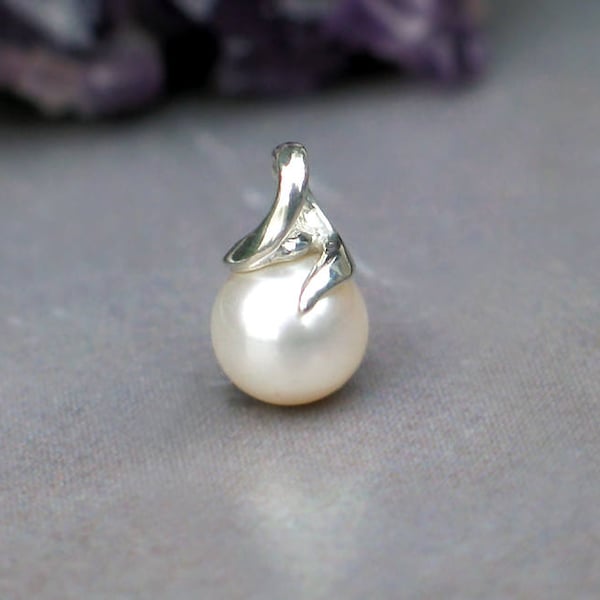 Solitaire White Freshwater Pearl Pendant, 7mm - 8mm, Sterling Silver Swirl Pendant Necklace, June Birthstone Gifts, Simple Everyday Pearl