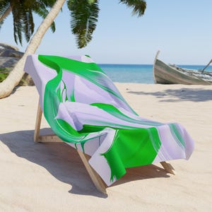 Abstract Emerald Green Beach Towel: Bohemian Summer Accessory