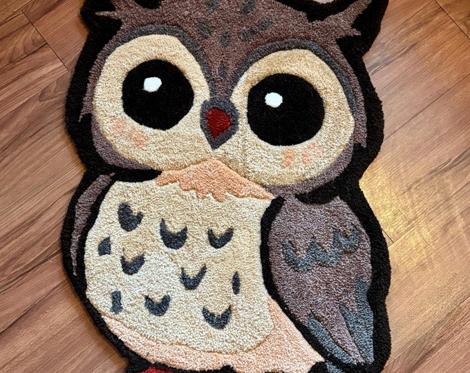 Acrylic Yarn Owl Rug: Decorative Wall or Floor Art