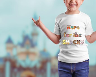 Camiseta infantil divertida inspirada en Disney, camiseta con temática de snacks, ropa infantil bonita, camiseta para niños amantes de los snacks, camiseta infantil "Here for the Snacks", camiseta Disney Snacks