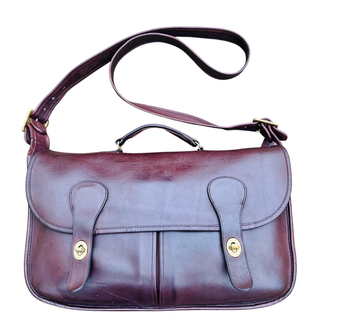 Vintage Coach Leather Musette Bag, Burgundy Crossbody, 70s  display picture 2