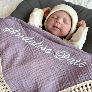 Embroidered Name Baby Blanket - Organic Muslin Swaddle for Newborn | Personalized Baby Swaddle Blanket - Organic Muslin Gift for Baby Shower
