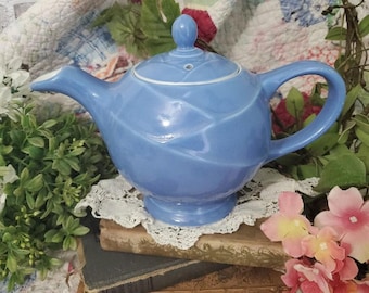 Vintage Hall China Teapot: Periwinkle Blue. Mid‑Century Swirl Form. Unmarked.