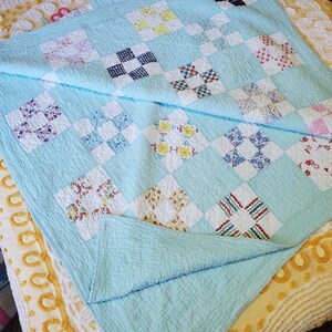 Vintage 1930s–40s Feedsack Nine‑Patch Quilt: 70"x84" Hand Quilted. Bright Scrappy Patchwork.