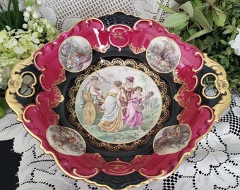 Vintage Mitterteich Bavaria porseleinen kom met handvat: klassieke figuratieve scènes uit het midden van de eeuw. Zware gouden afwerking.