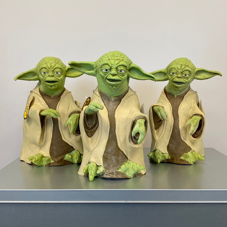 1999 applause yoda puppet