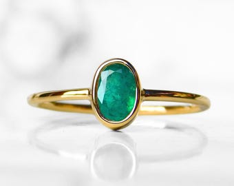 Emerald gold ring - 14K solid gold with natural oval emerald ring - yellow gold emerald ring - white gold emerald - rose gold emerald ring