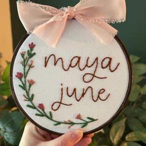 Hand Embroidered Name Hoop, Custom Baby Name Sign, Embroidered Name Sign for Photos, Baby Name Photo Prop