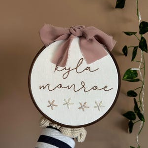 Hand Embroidered Name Hoop, Custom Baby Name Sign, Embroidered Name Sign for Photos, Baby Name Photo Prop