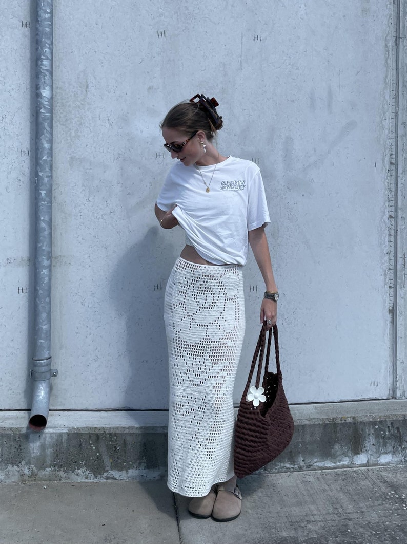 Floral skirt with crochet trim detail