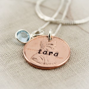 Collana con ciondolo portafortuna personalizzato in argento sterling con timbro a mano - Penny disponibili per molti anni