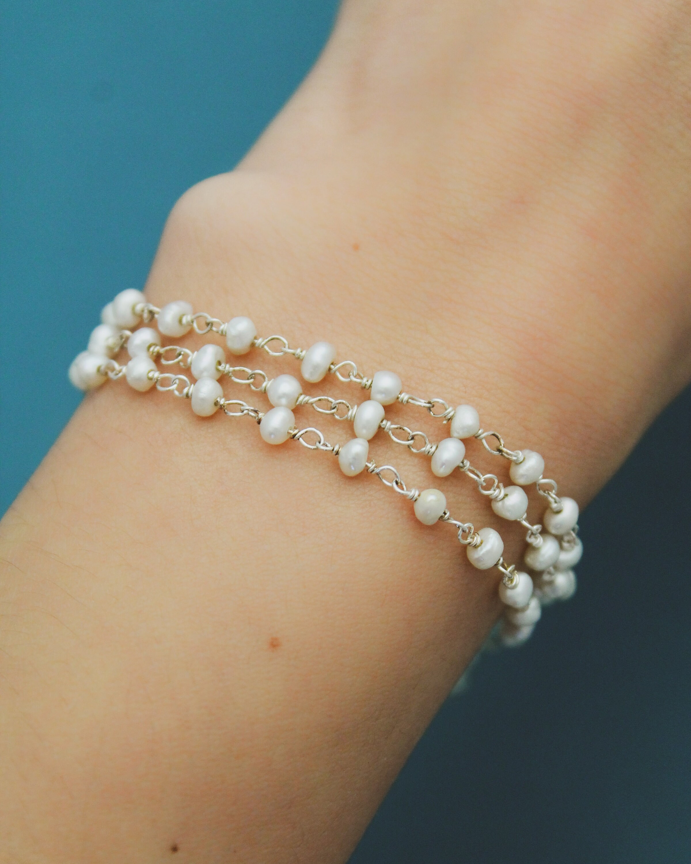 Lil Sis Delicate Chain Bracelet in Gold Freshwater Cultured Pearl
