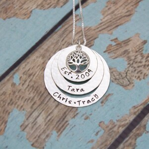 Collar personalizado del Árbol de la Vida para Madre o Abuela en Plata de Ley