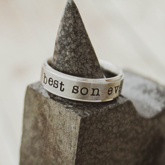 Anello con hotsell nome figlio