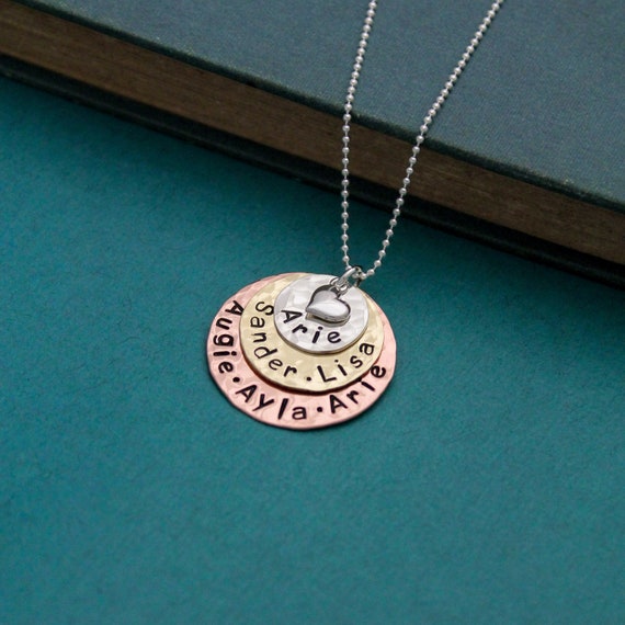 Mother and grandmother necklace deals